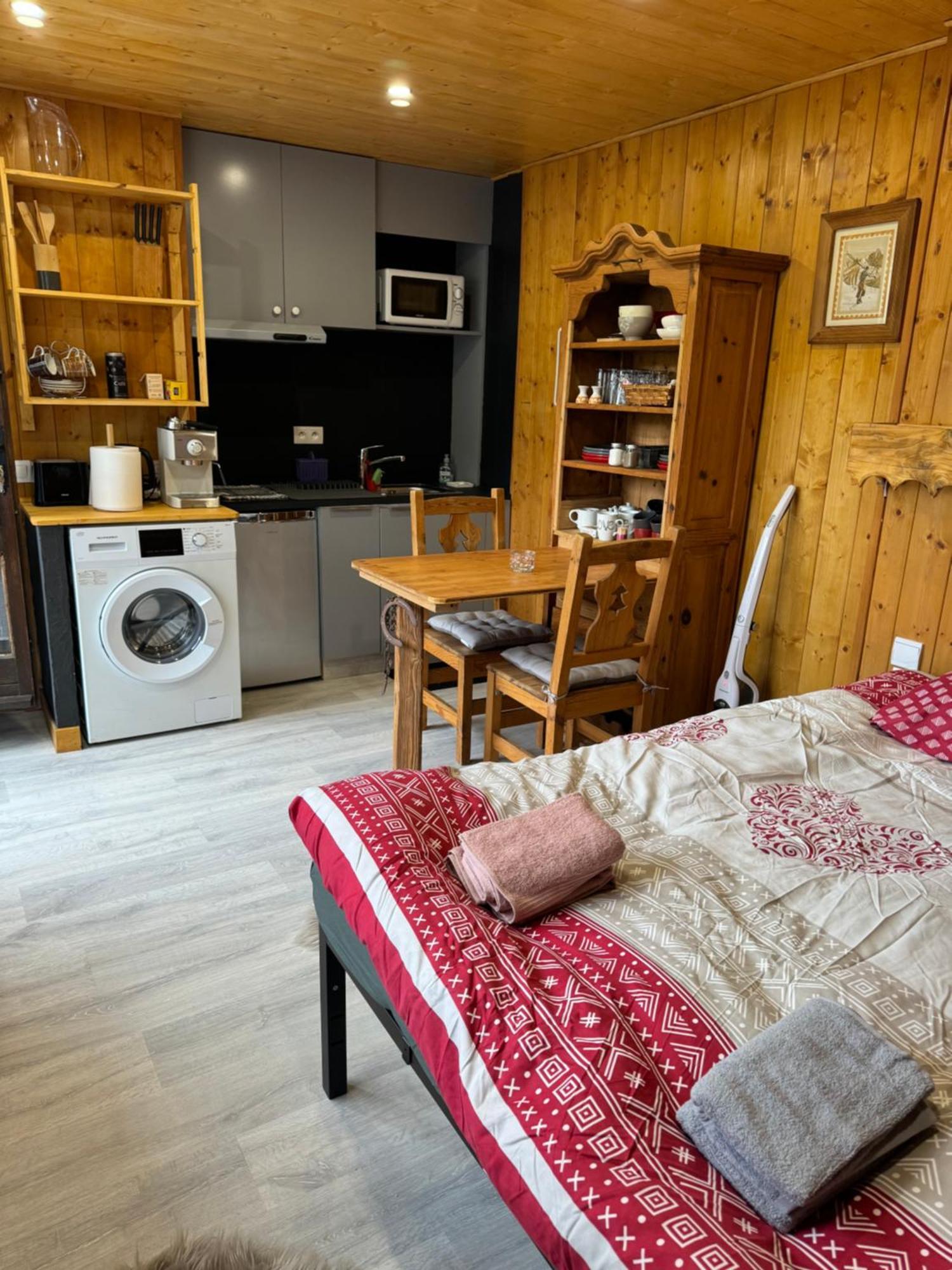 Apparemment Cosy Style Savoyard Appartement *